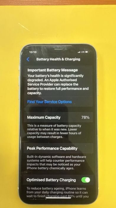 Iphone 11, бял, използван