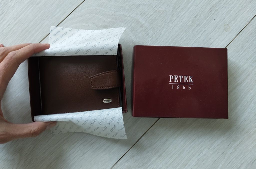 PETEK - картодържател,визитник с отделение за банкноти