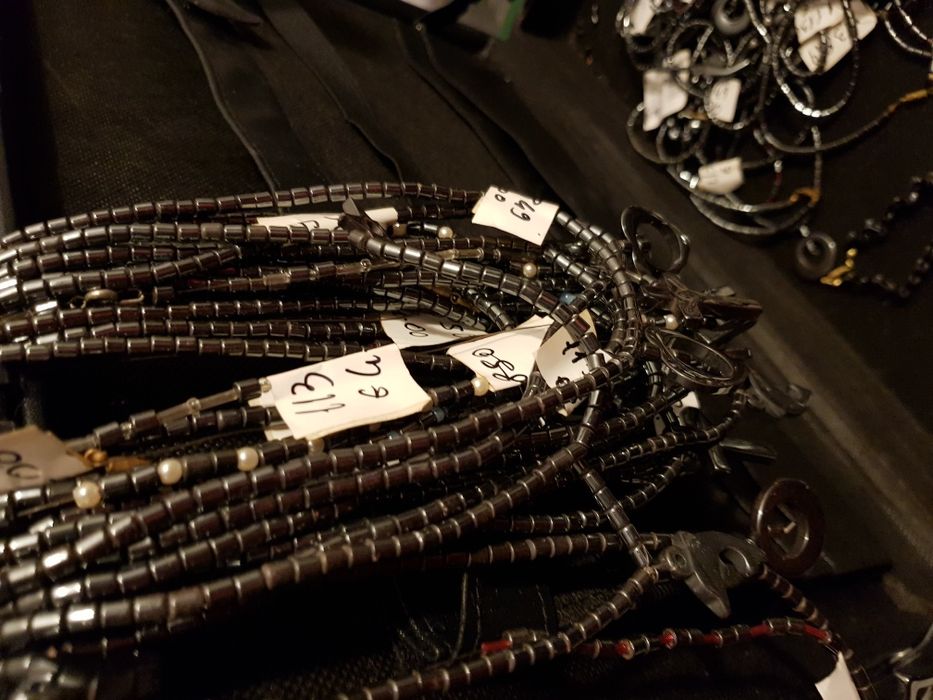 Brățări, lănțișoare