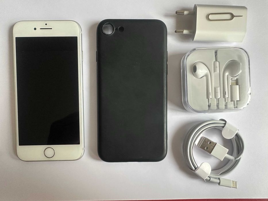 КАТО НОВ !!! iPhone 8 - Бял - 64GB - Фабрично Отключен - 100% БАТЕРИЯ