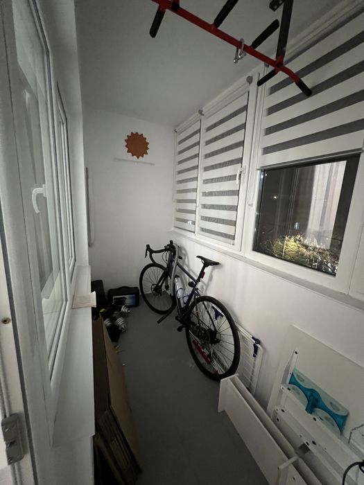 Închiriez apartament 2 camere, decomandat, centrala proprie