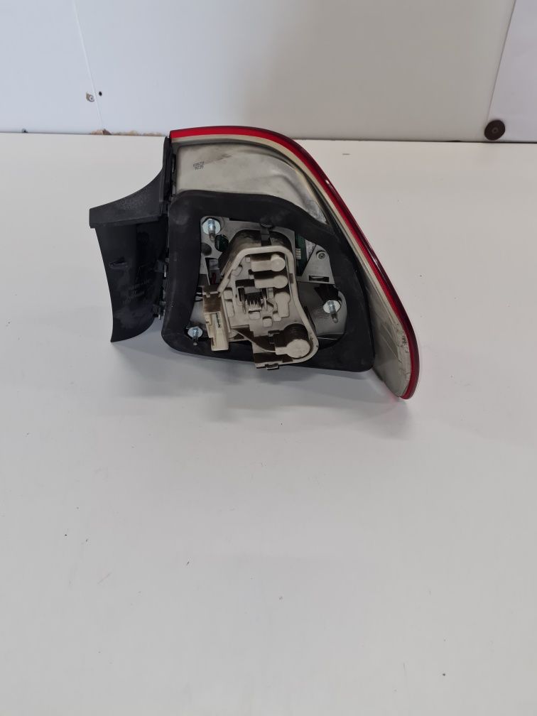 Stop LED stanga BMW Seria 3 E90 / cod - 7154153 / an-2008-2012 OEM
