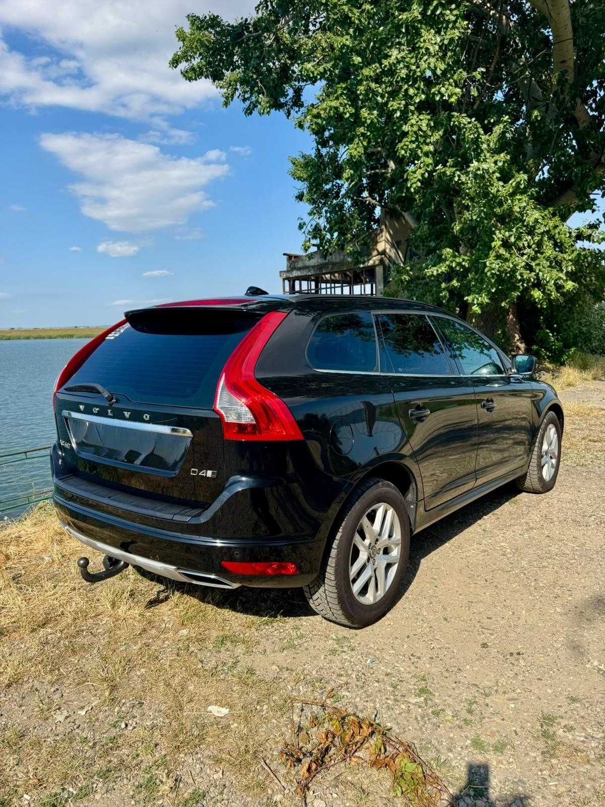 VOLVO XC60 - 2017 - 2.4D