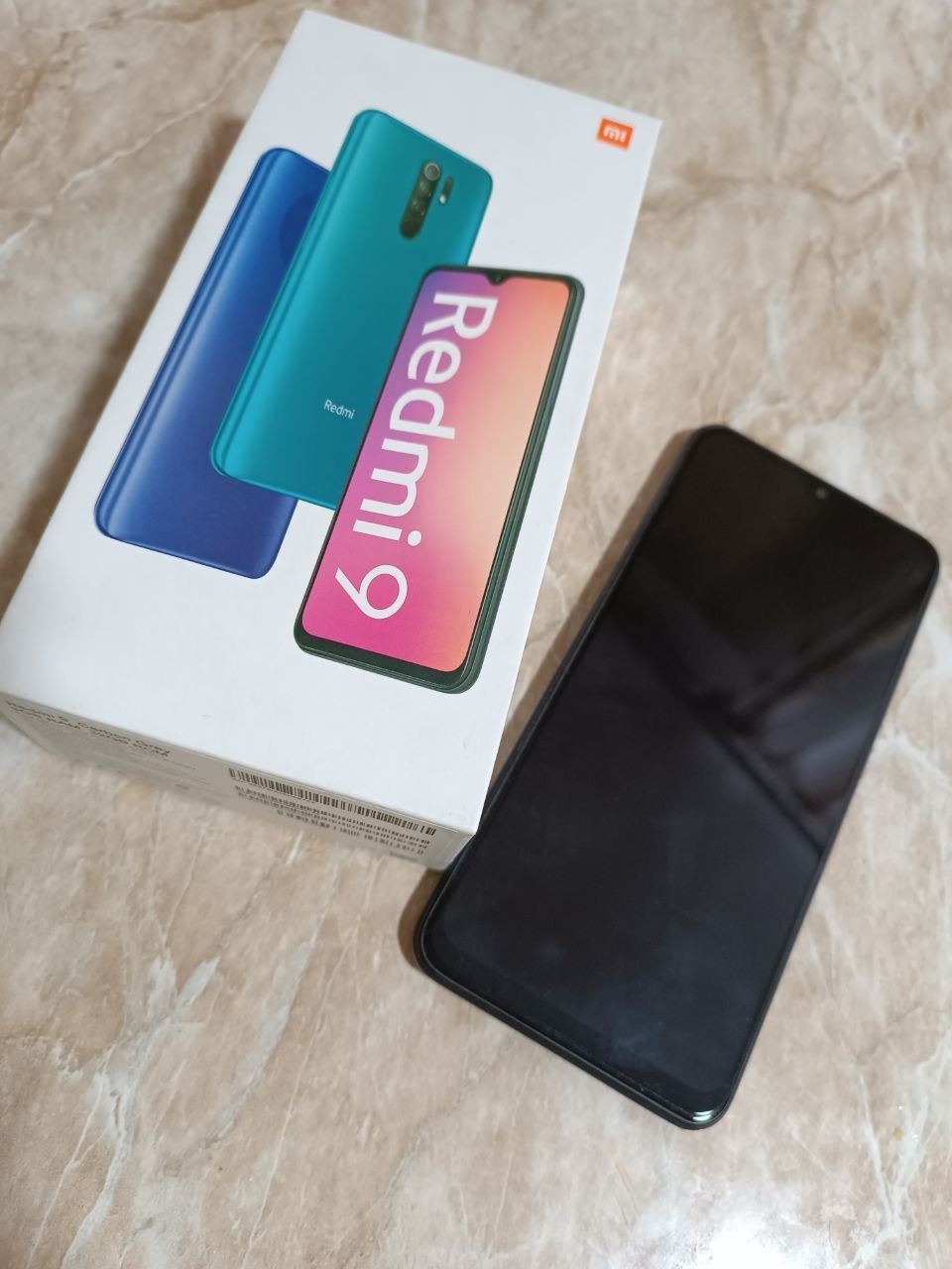 Продаётся телефон REDMI 9