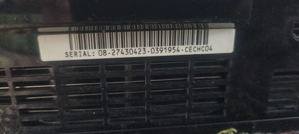 Vand consola PS3 backwards compatible, model CECHC04 7D, modata 500GB