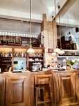 Pub-restaurant cu terasa , de inchiriat - central Bacau