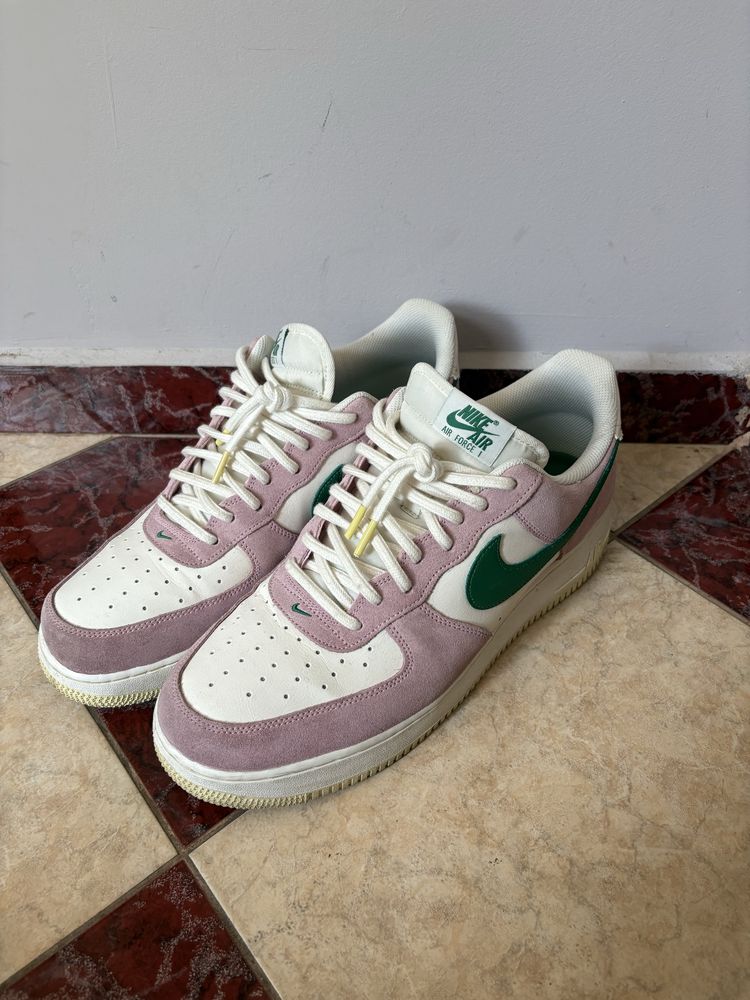 Nike Air Force 1
