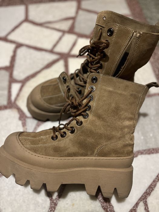 Уникални боти Tosca Blu