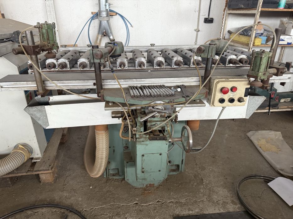 Многошпинделна осцилираща машина