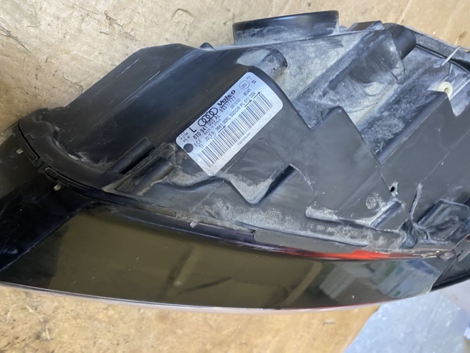 Audi A5 ляв фар ксенон за части LED 8t0941003