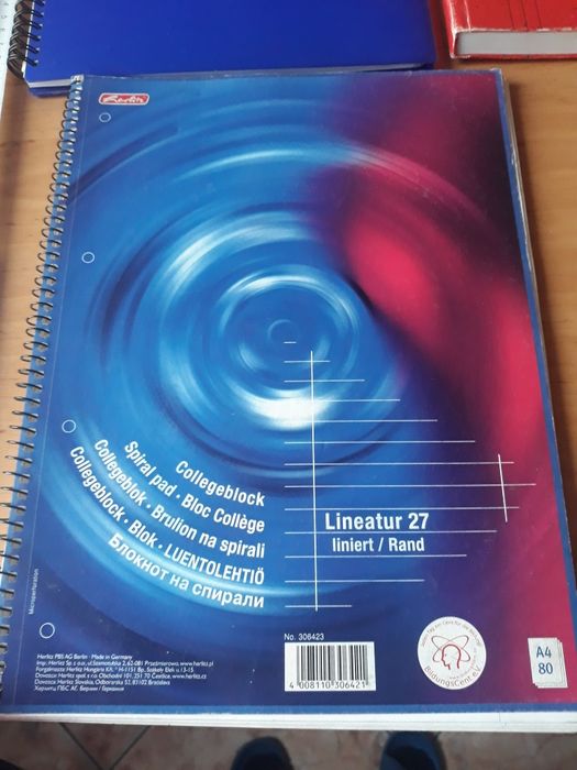 Caiete de diferite marimi