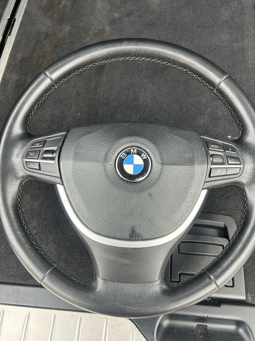 Volan BMW seria 5 f10,f11 sau alte modele