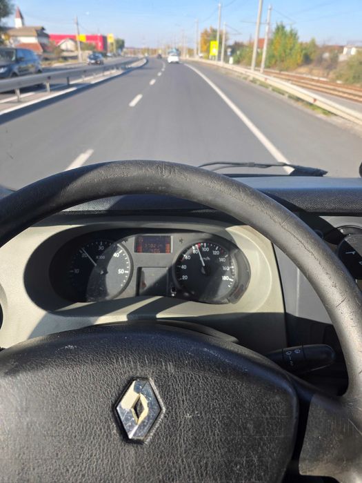 Vand autoplatforma Renault Master 2.5 cdti /2007 -120 cp euro 4,