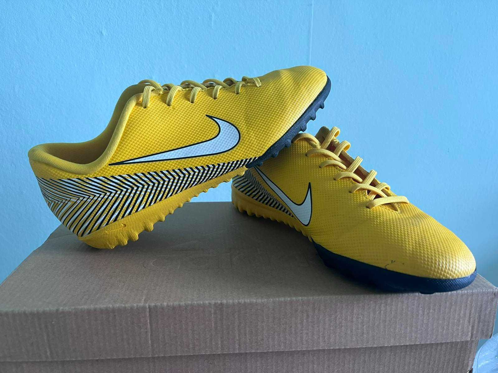NIKE Mercurial - Стоножки
