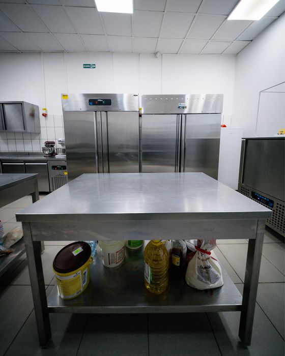 Laborator de cofetarie complet echipat, functional, autorizat