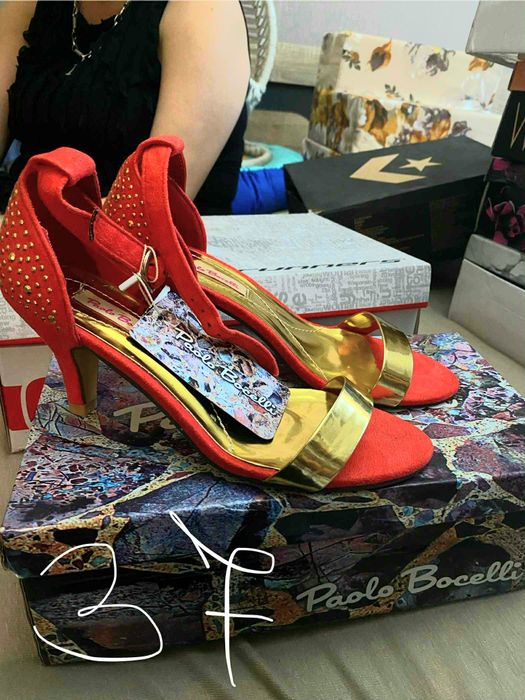 Дамски обувки , само мерени