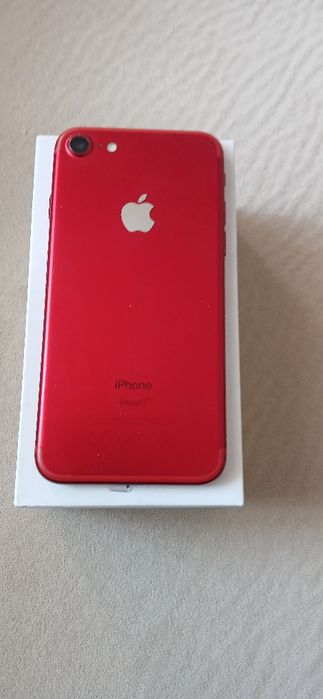 IPhone 8 128GB телефона е като нов без забележки с чисто нова батерия