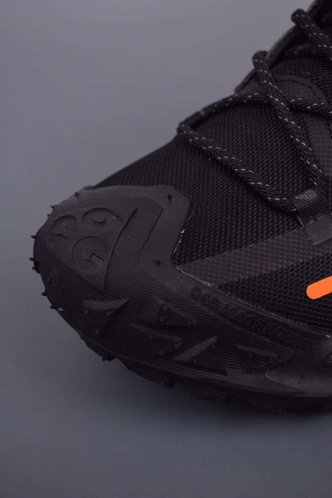 Нови мъжки маратонки Nike ACG Mountain FLY 2 Low Black/Grey/Orange