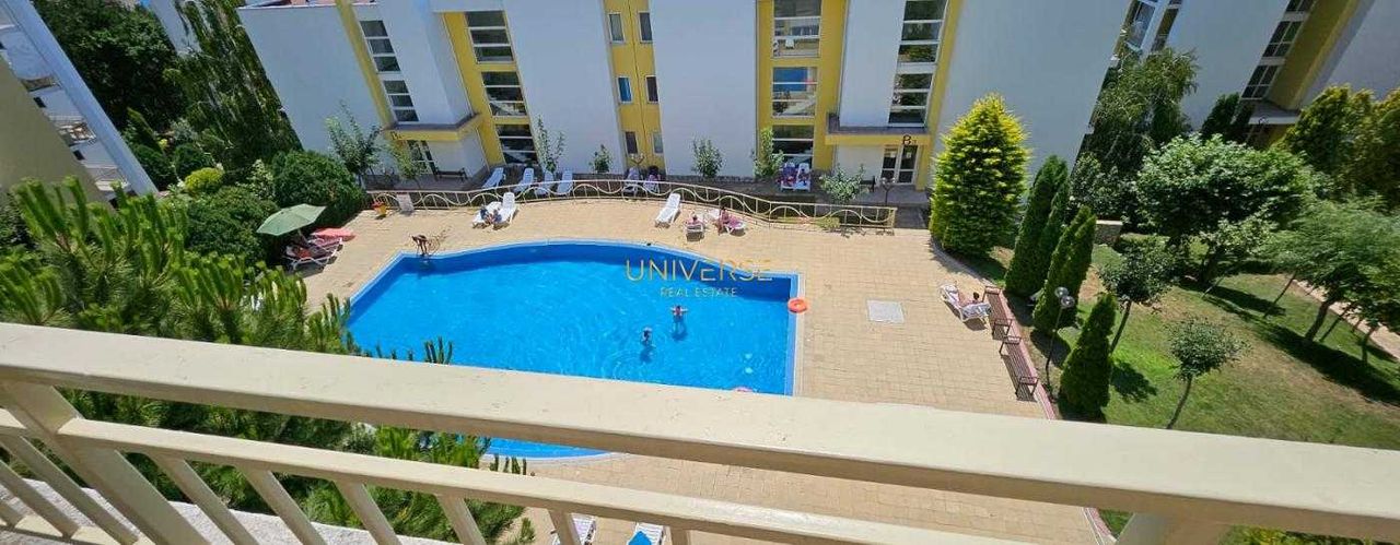 Продава се Двустаен апартамент в Свети Влас - 72 кв.м за 1042 €/кв.м - Снимка #12