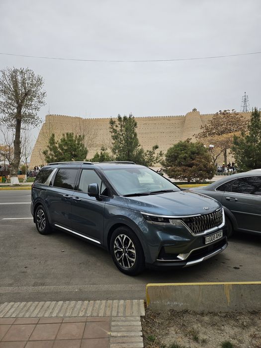 Kia Carnival 2021 — 3.5 бензин, Full Option