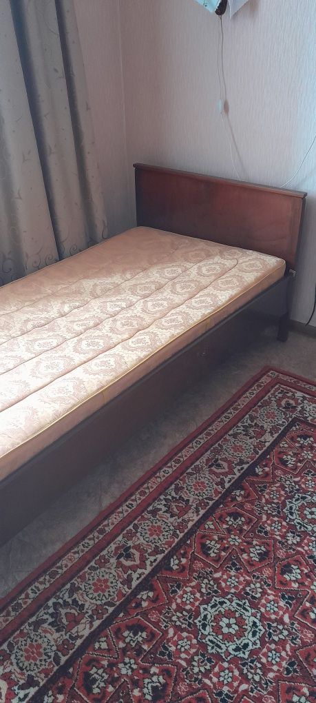 Продам кровать в хорошем состоянии