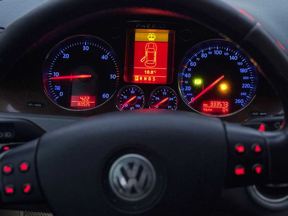 Volkswagen Passat 2.0 DSG 2007 FULL AVARIAT lovit avariate