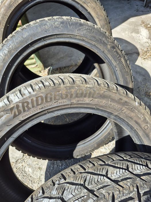 18ки зимни гуми Bridgestone 235/245