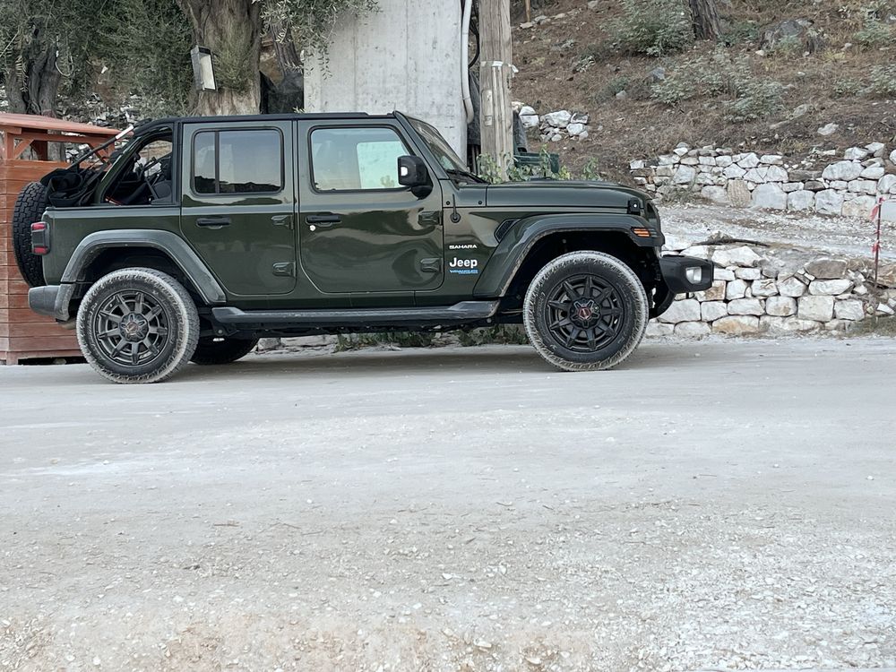 Jeep Wrangler Sahara 4xe