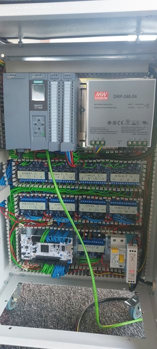 Ofer spre vanzare PLC SIEMENS Simatic S7 1500