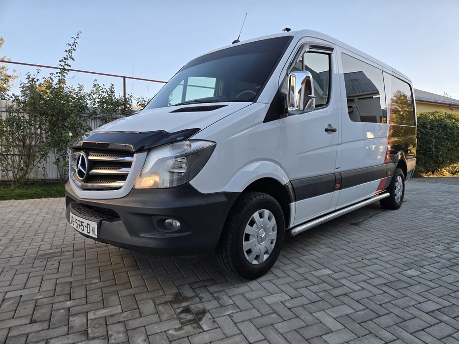 Mercedes Sprinter 316 7 locuri 3,5 tone tractabil
