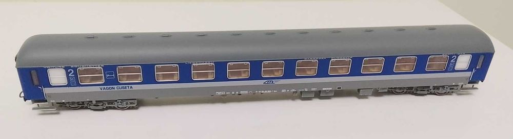 macheta vagon cuseta HERIS 17021-1 Tip Bcm, CFR, scară HO (1:87).