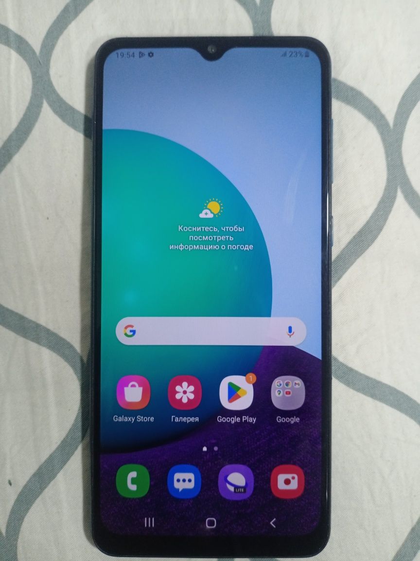 Samsung a 02 sotiladi