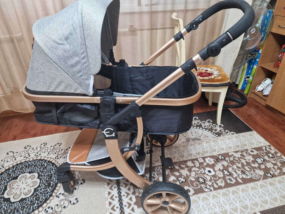 Продам детскую коляску