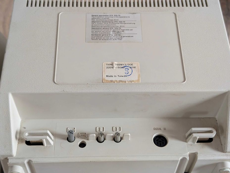 2 x Commodore = 350 LEi / RON