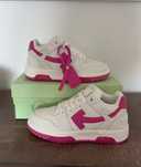 Off White *OOO*  Pink&White