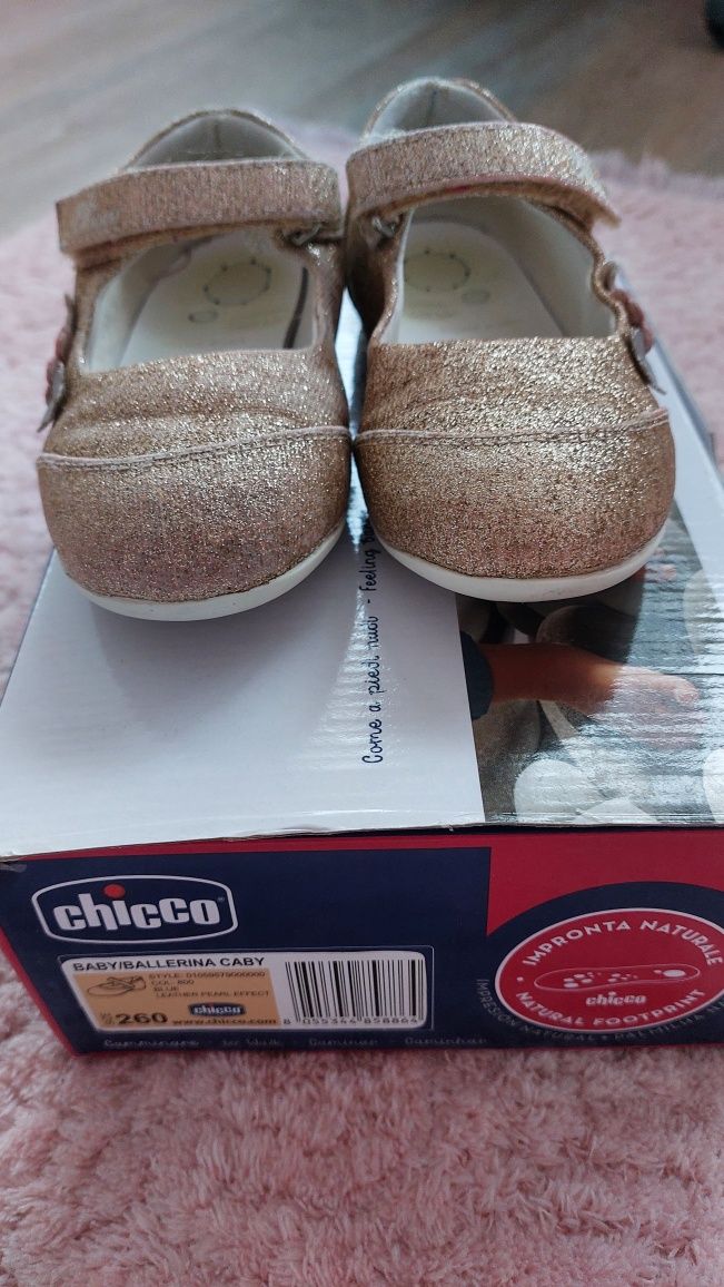 Сет пролетни обувки Hummel, Diadora, Chicco размер 23,25,26