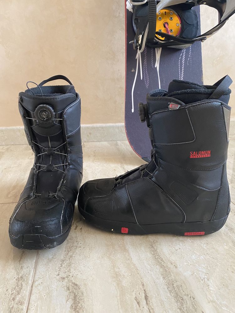 Vând placă snowboard Atomic și Boots Salomon