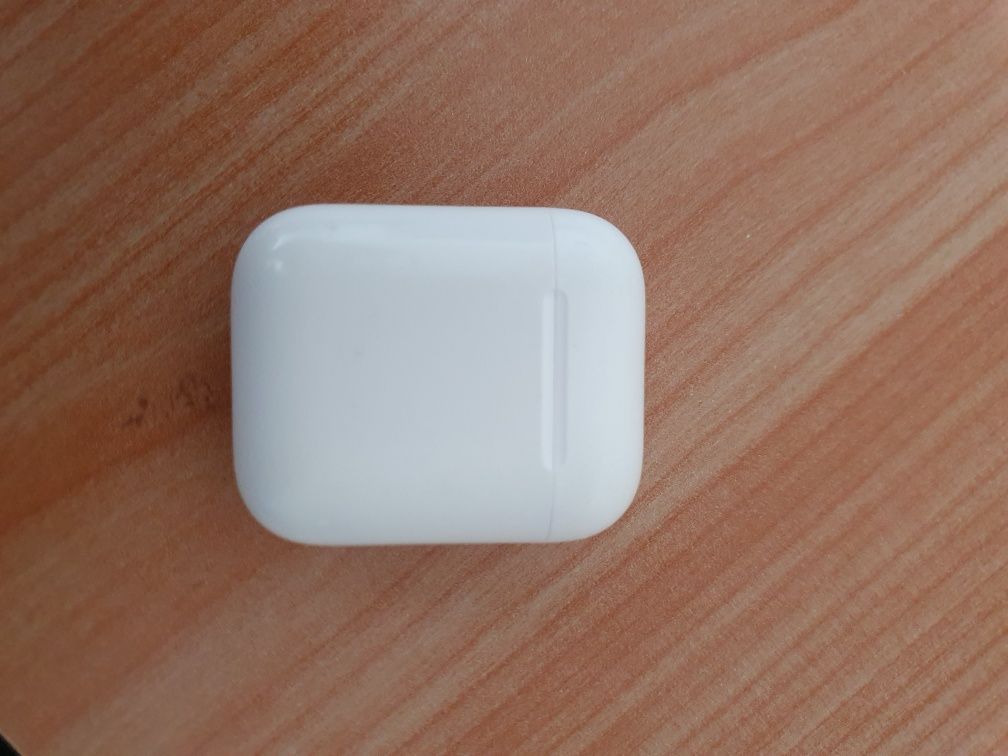 Vand AirPods gen 2