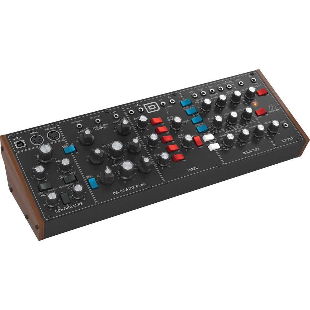 Behringer Model D (мини Minimoog Model D) Срочно, Дешево !