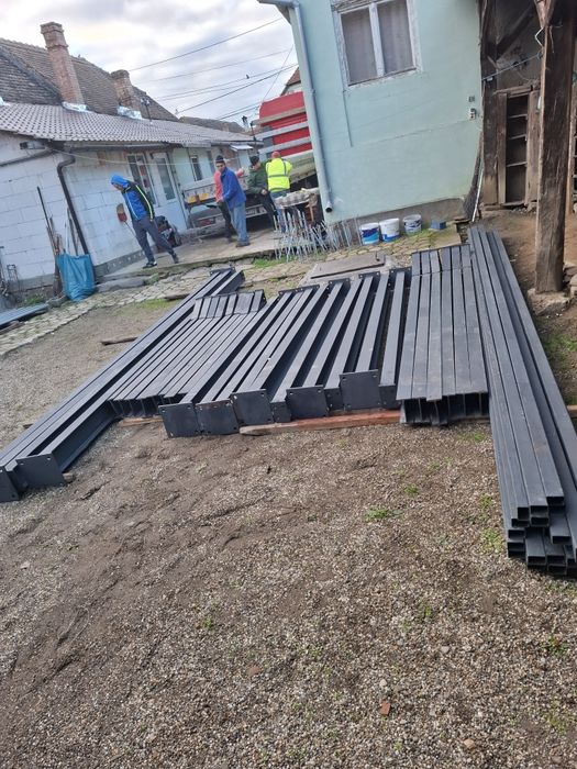 Hale metalice din stoc 10x30x4m