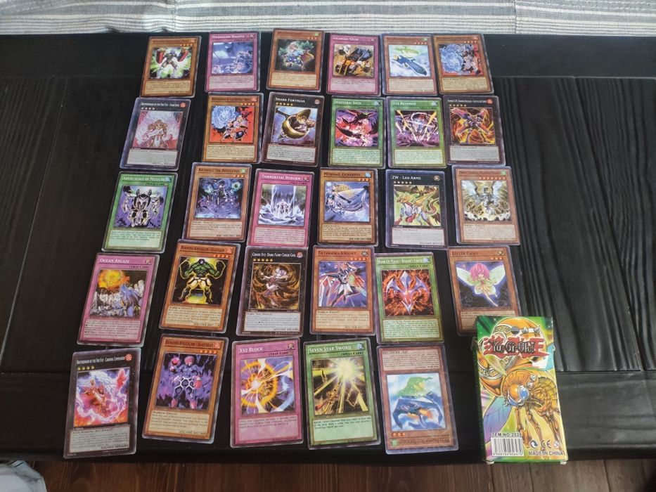 Пъзел , бебешка книжка и други  играчки