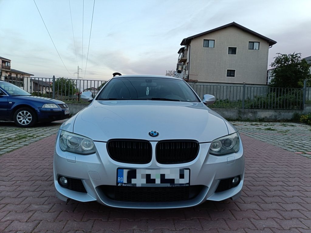 Bmw seria 3 320d e92 coupe lci