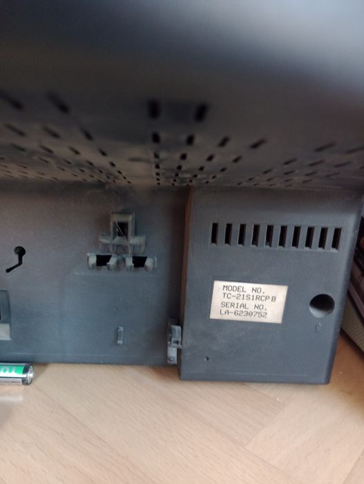 Стар телевизор работи