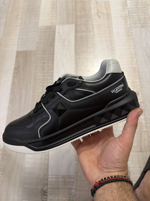 Valentino Garavani One Stud Sneakers 41