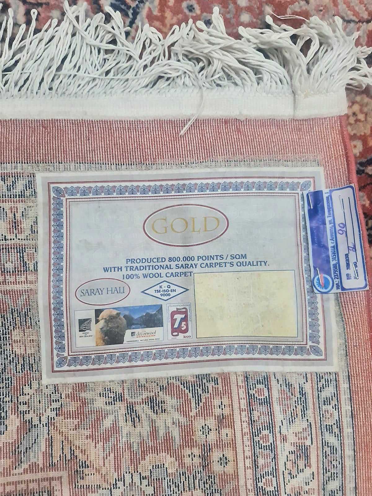 Ковер из 100% шерсти  1,6 х 2,3 м.