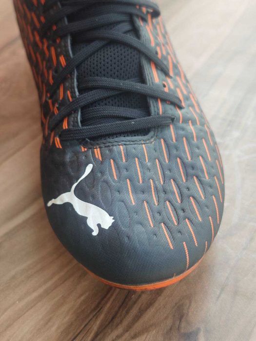 Футбольные бутсы сороконожки puma оригинал для футбола