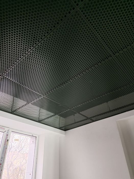 Armstrong, Grilyato, Reechniy potolok