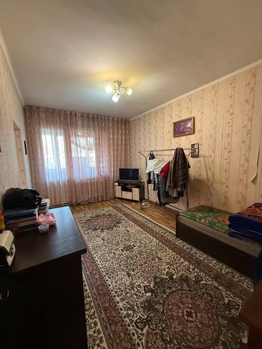 Продаётся 1 ком квартира, 33м2. Чиланзар 21 кв. Учтепинский район.