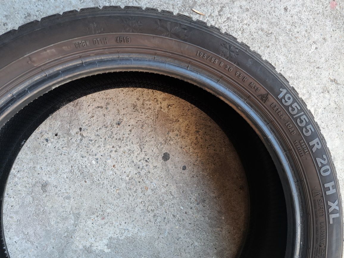 2 anvelope 195/55 R20 Semperit