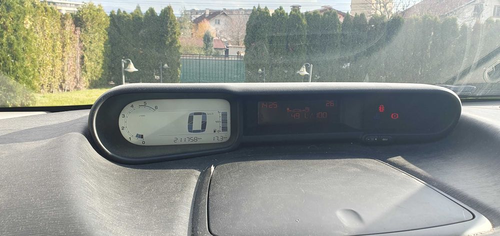 Citroen C3 Picasso 1.6 HDI 110 кс